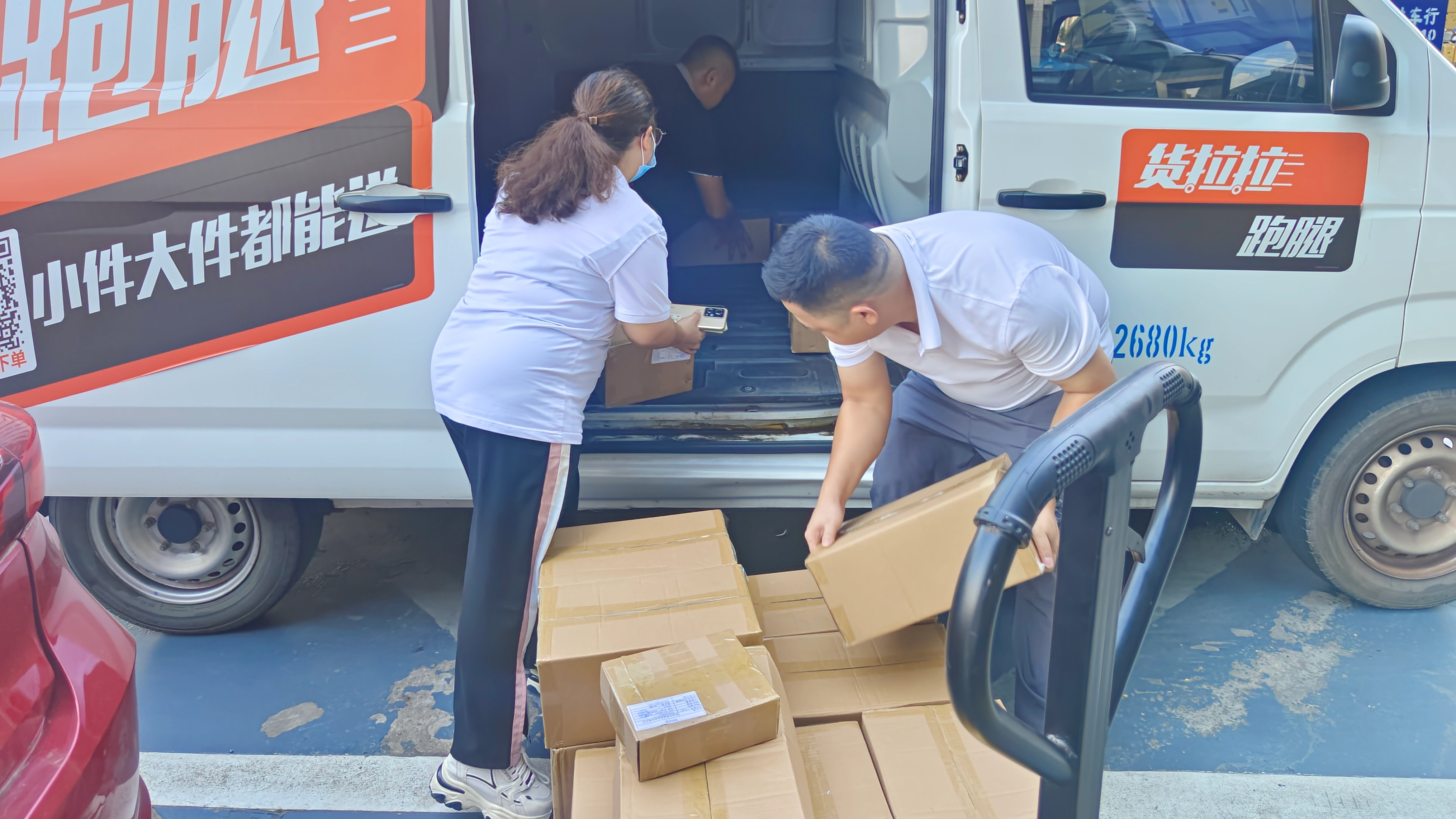 HCCTOP在菲律宾为客户的圆柱形牢房电池电池电池